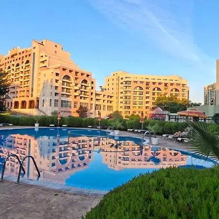 Apartment Sunny Plaza Celebrity